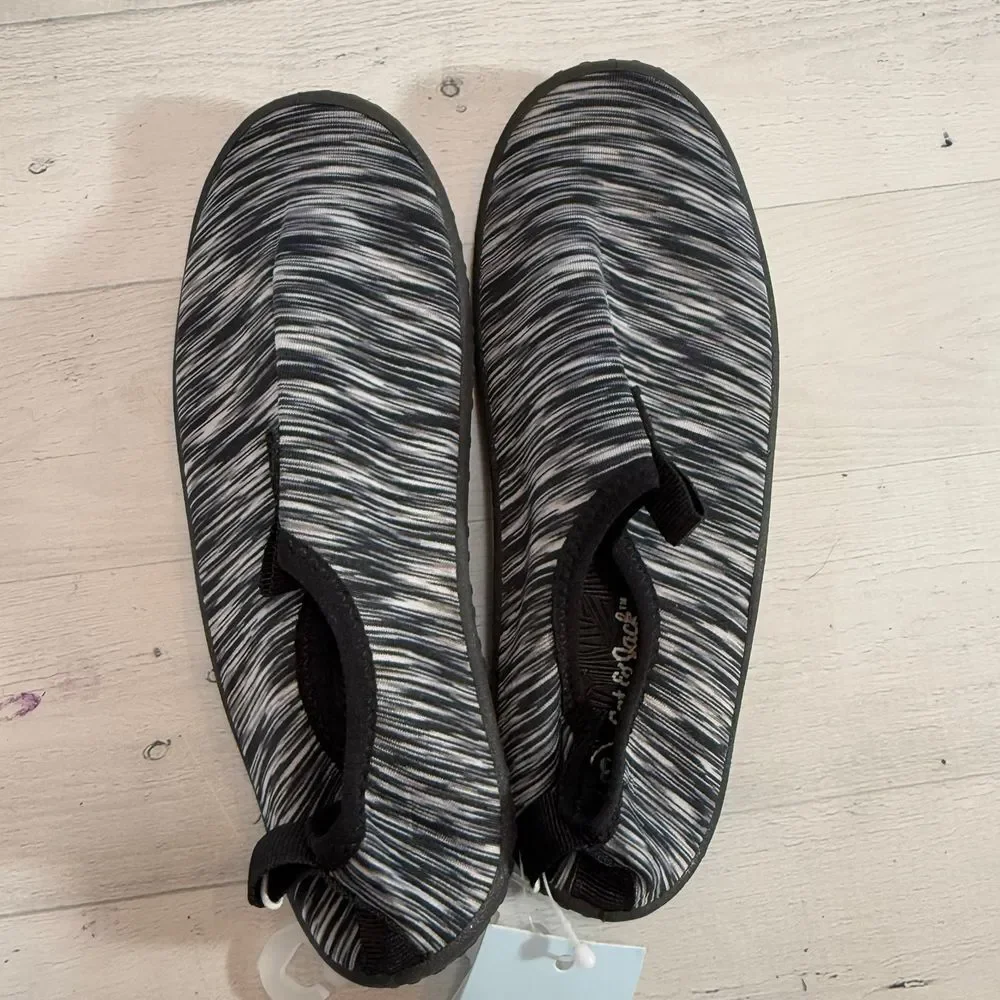Cat & Jack kids black water‎ shoes size 13 NEW